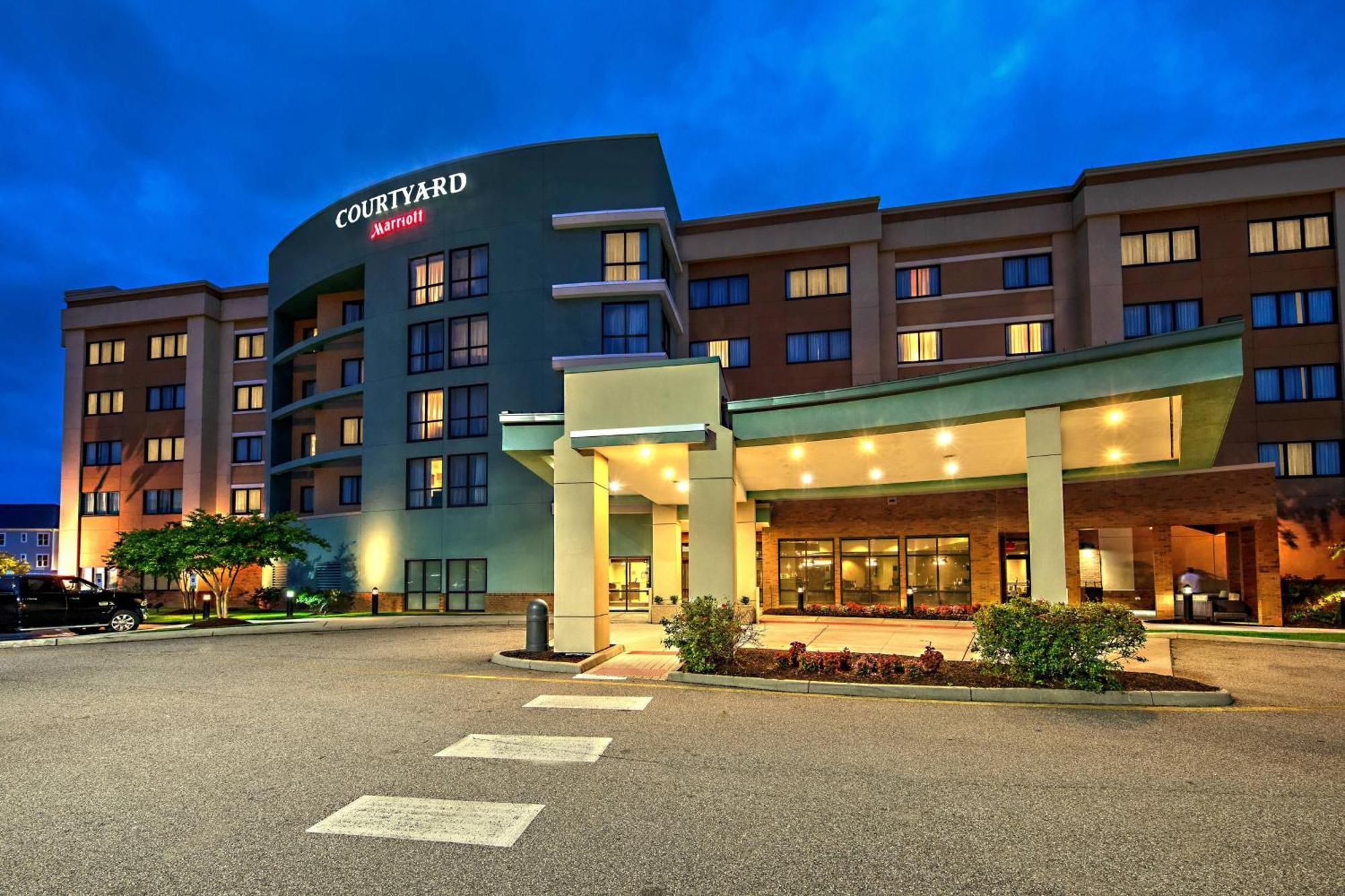 Courtyard Newport News Airport Hotell Eksteriør bilde