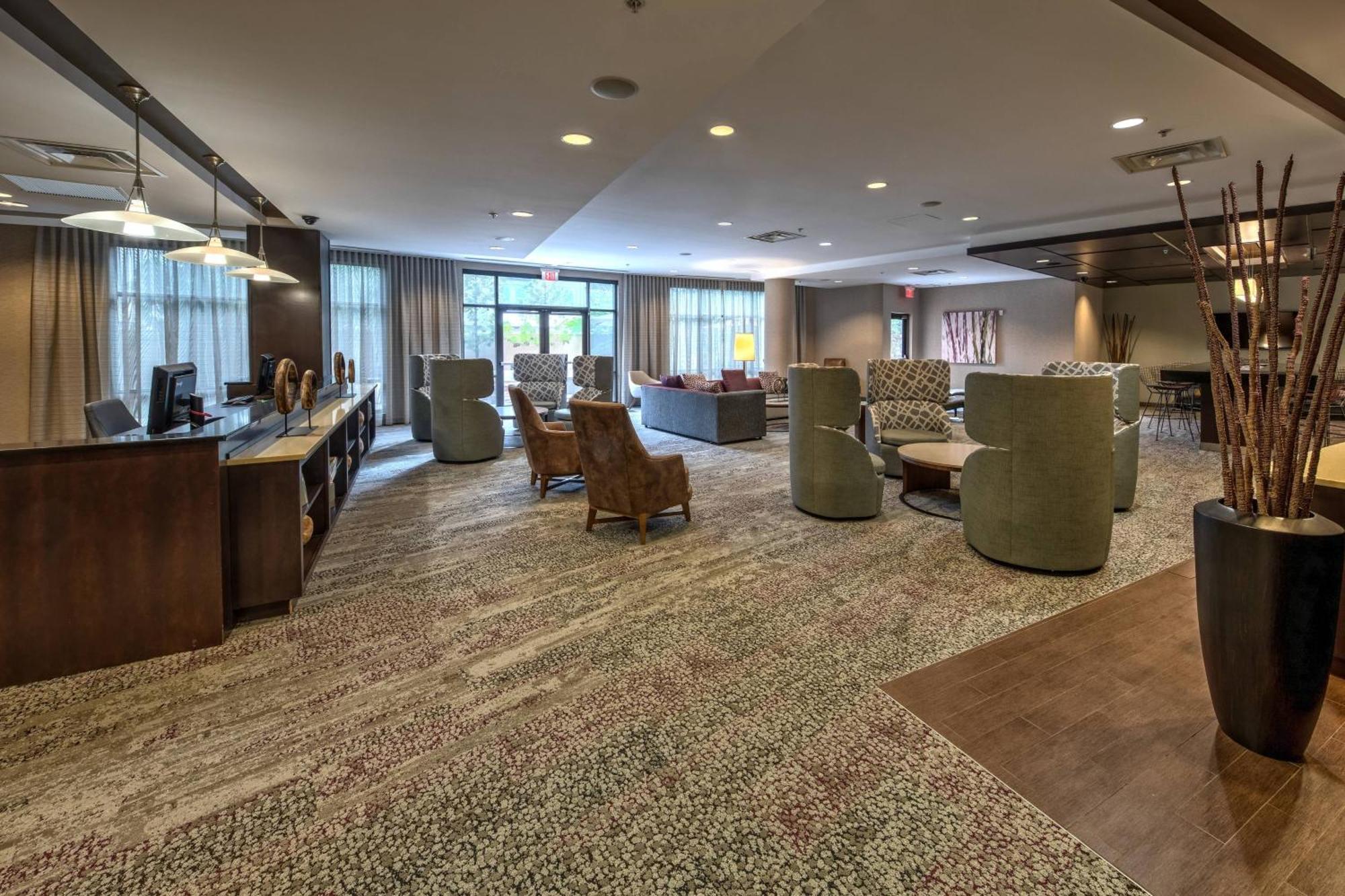 Courtyard Newport News Airport Hotell Eksteriør bilde