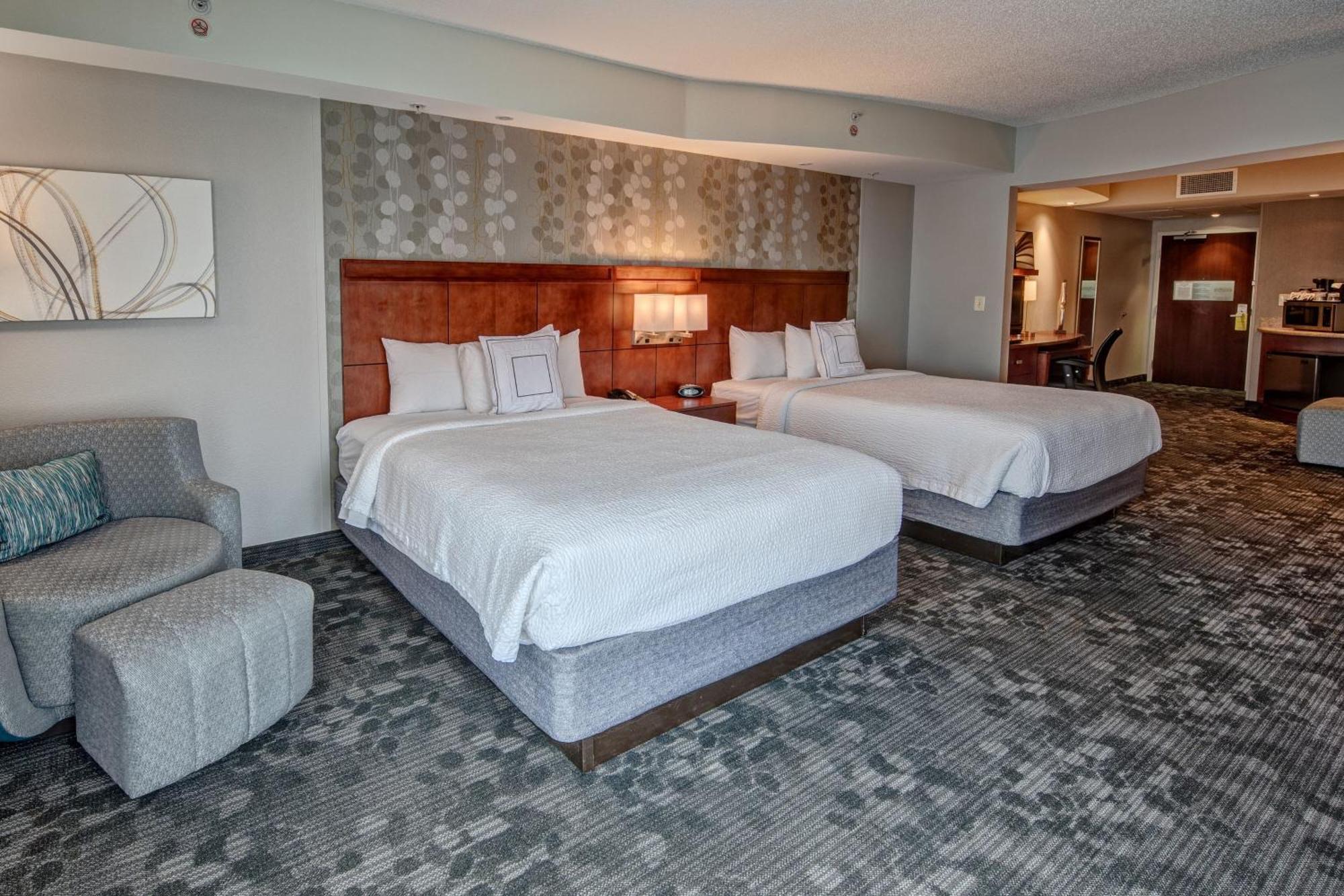 Courtyard Newport News Airport Hotell Eksteriør bilde