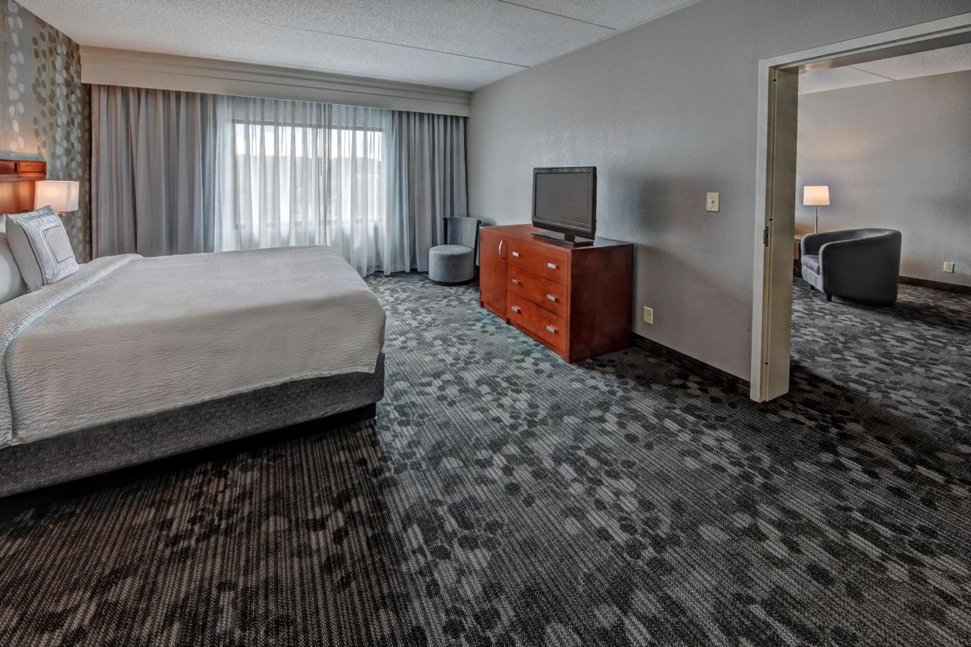 Courtyard Newport News Airport Hotell Eksteriør bilde