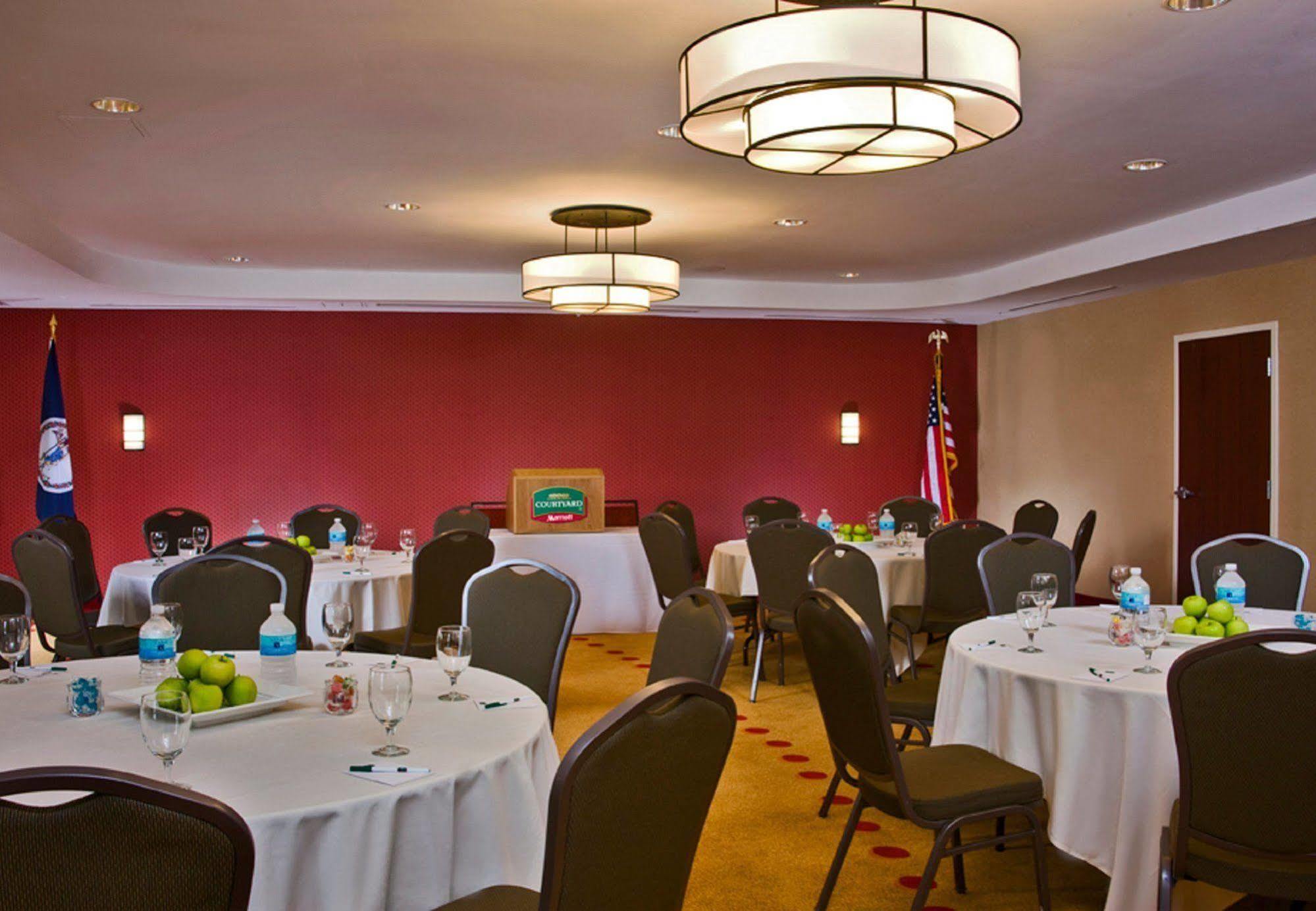 Courtyard Newport News Airport Hotell Eksteriør bilde